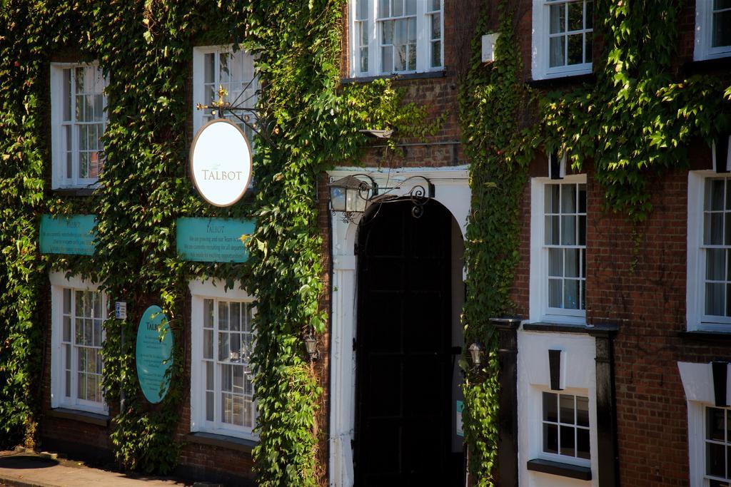 The Talbot Inn Woking Dış mekan fotoğraf