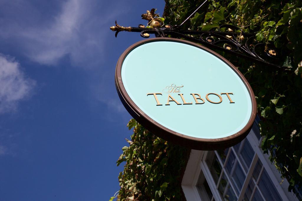 The Talbot Inn Woking Dış mekan fotoğraf